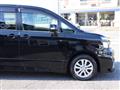 2010 Toyota Voxy