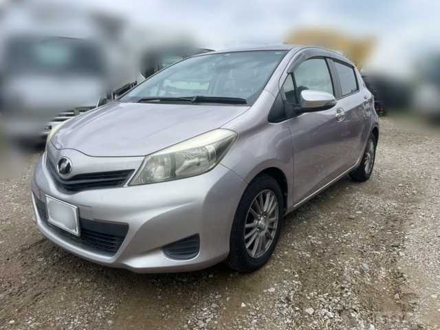 2011 Toyota Vitz