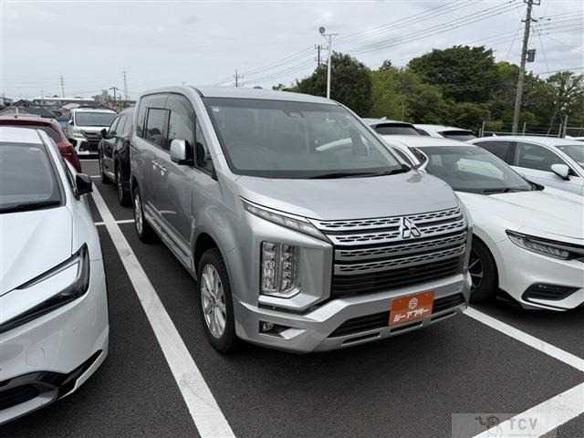 2020 Mitsubishi Delica D5