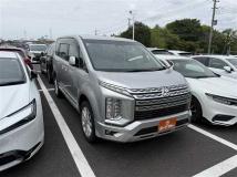 2020 Mitsubishi Delica D5