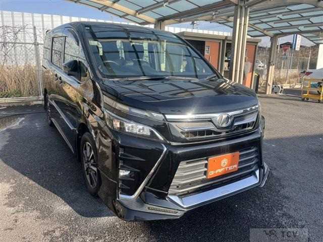 2017 Toyota Voxy