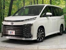2022 Toyota Voxy