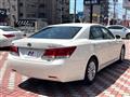 2013 Toyota Crown Hybrid