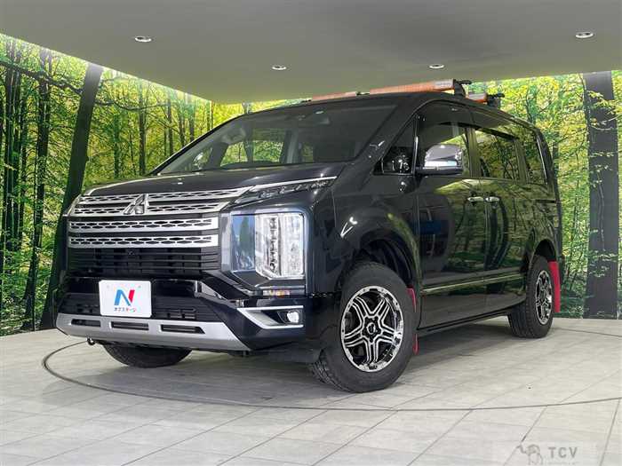 2022 Mitsubishi Delica D5