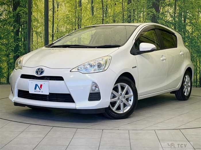 2013 Toyota AQUA