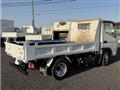 2017 Mitsubishi Canter