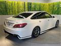 2019 Toyota Crown Hybrid