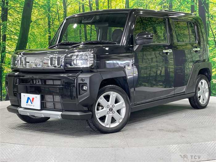 2021 Daihatsu Taft