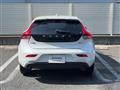 2017 Volvo V40