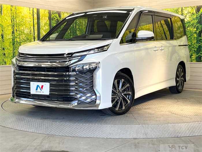 2023 Toyota Voxy