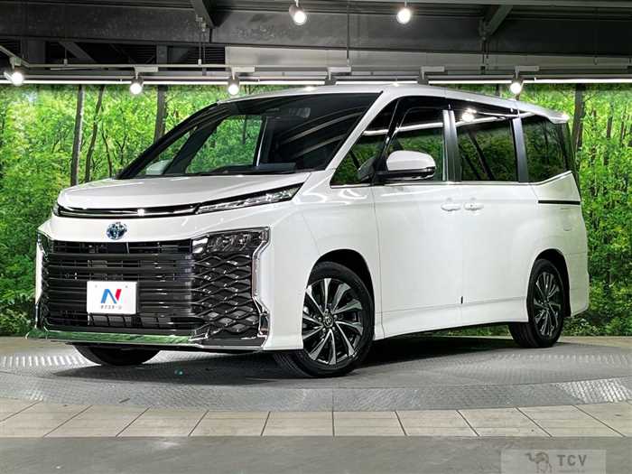 2025 Toyota Voxy