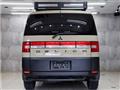 2011 Mitsubishi Delica D5
