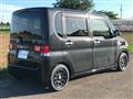 2011 Daihatsu Tanto