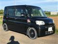 2011 Daihatsu Tanto
