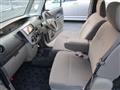 2010 Daihatsu Tanto