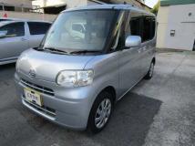 2010 Daihatsu Tanto