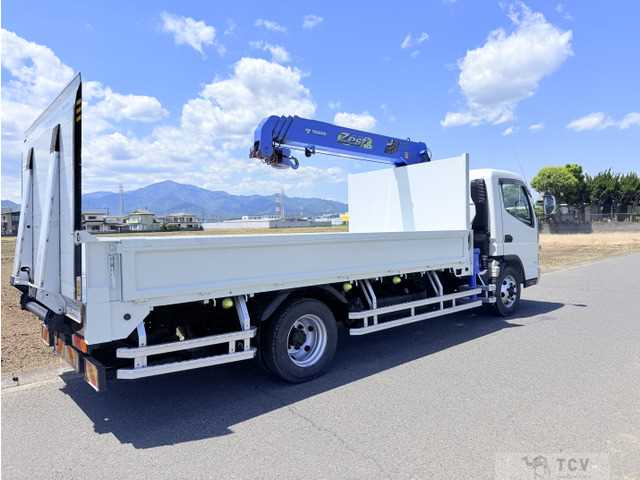 2015 Mitsubishi Canter