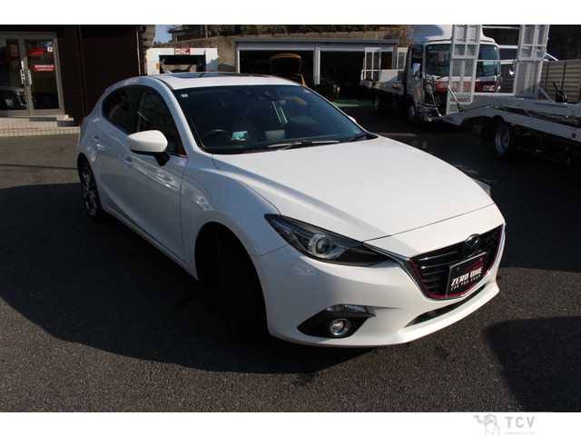 2015 Mazda Axela
