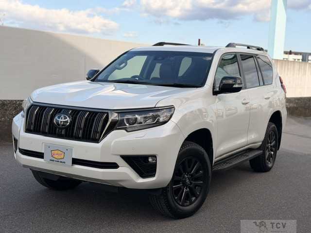 2022 Toyota Land Cruiser Prado