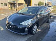 2012 Toyota AQUA