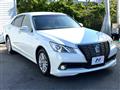 2014 Toyota Crown Hybrid