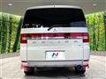 2018 Mitsubishi Delica D5