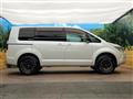 2019 Mitsubishi Delica D5