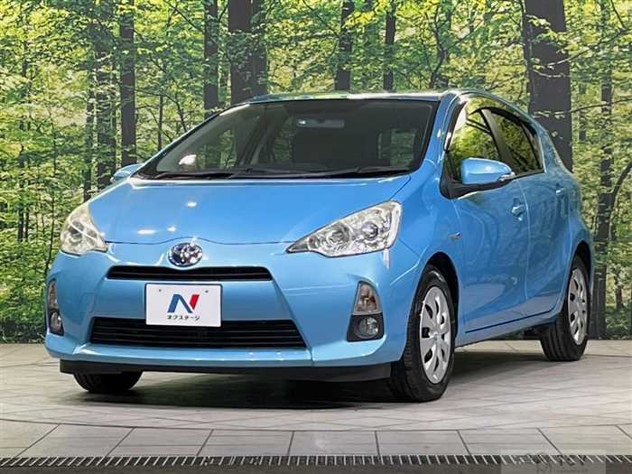 2013 Toyota AQUA