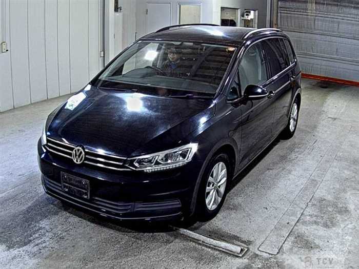 2016 Volkswagen Golf Touran