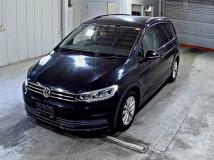 2016 Volkswagen Golf Touran