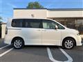 2009 Toyota Voxy