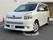 2009 Toyota Voxy