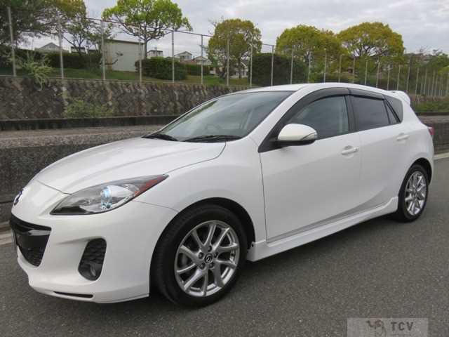 2013 Mazda Axela
