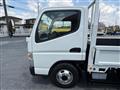 2017 Mitsubishi Canter