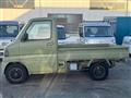 2004 Nissan Clipper Truck