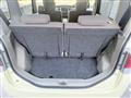2011 Daihatsu Tanto