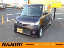 2011 Nissan ROOX