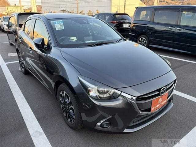 2017 Mazda Demio