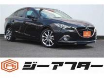 2016 Mazda Axela