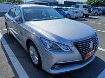 2013 Toyota Crown