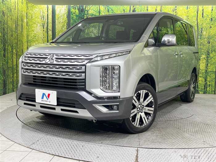 2021 Mitsubishi Delica D5