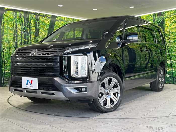 2021 Mitsubishi Delica D5