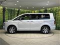 2024 Mitsubishi Delica D5