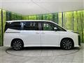2022 Toyota Voxy