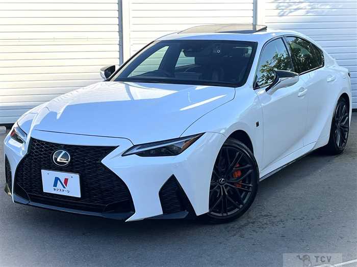 2023 Lexus IS