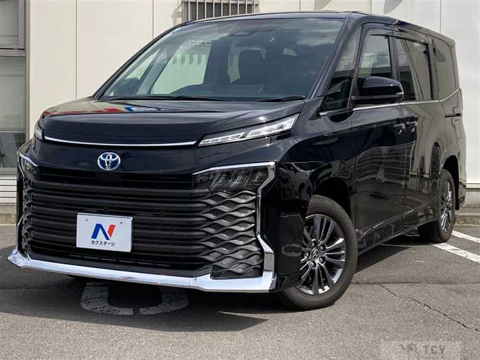 2025 Toyota Voxy