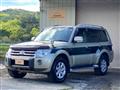 2010 Mitsubishi Pajero