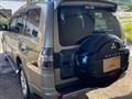 2010 Mitsubishi Pajero