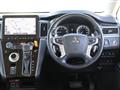 2019 Mitsubishi Delica D5