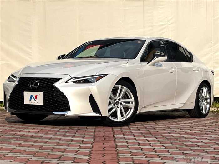 2020 Lexus IS